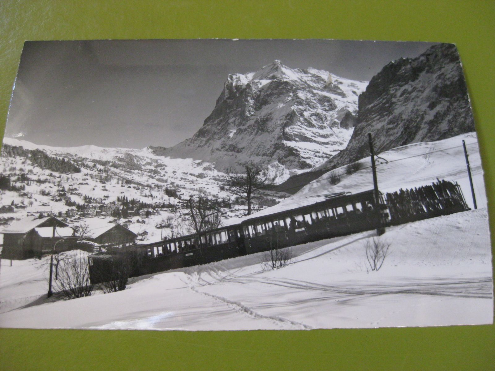 Cartoline postali: AK Bei Grindelwald mit Sport-Zug – Usato da Malters venduto da Marosko