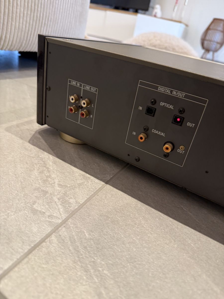 Sony Registratori: Sony DTC 77 ES DAT Recorder gebraucht holzseiten – Usato da Muttenz venduto da dav_t52f 9
