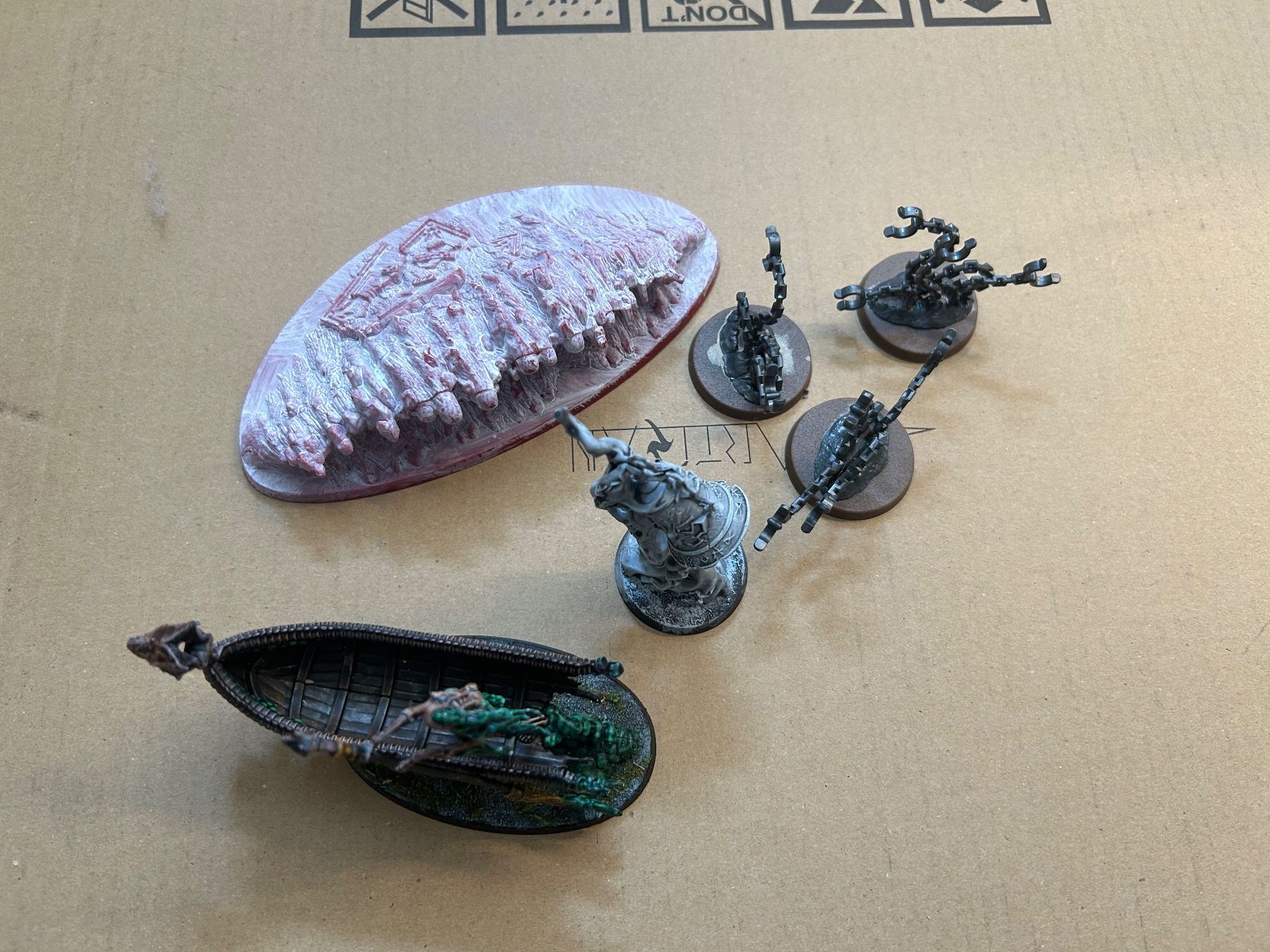 Kit di modellismo & Modellini statici: Warhammer AOS endless spells lot – Usato da Le Brassus venduto da Hollywood_gni