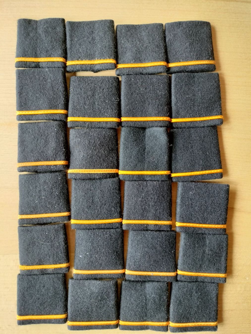 Schweizer Armee Uniformen: Schweizer Armee Militär Uniform Schulterpatten – Gebraucht aus Schwanden Sigrisw von cadieux71