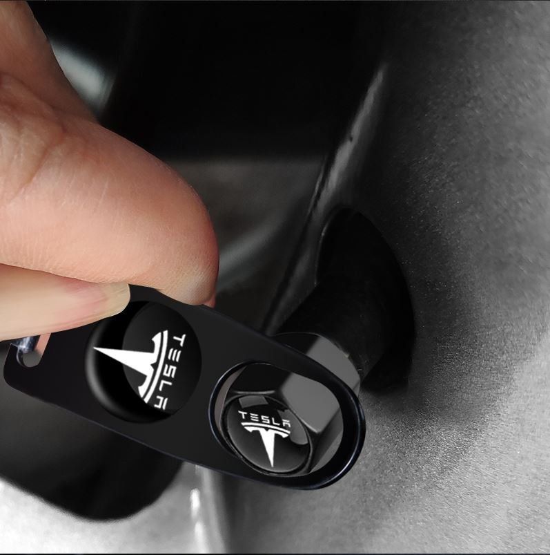 Tesla Tutti pezzi di ricambio auto: Ventilkappen Schwarz mit Tesla Logo – Nuovo e nell'imballaggio originale da Wohlen AG venduto da Rianxo 4