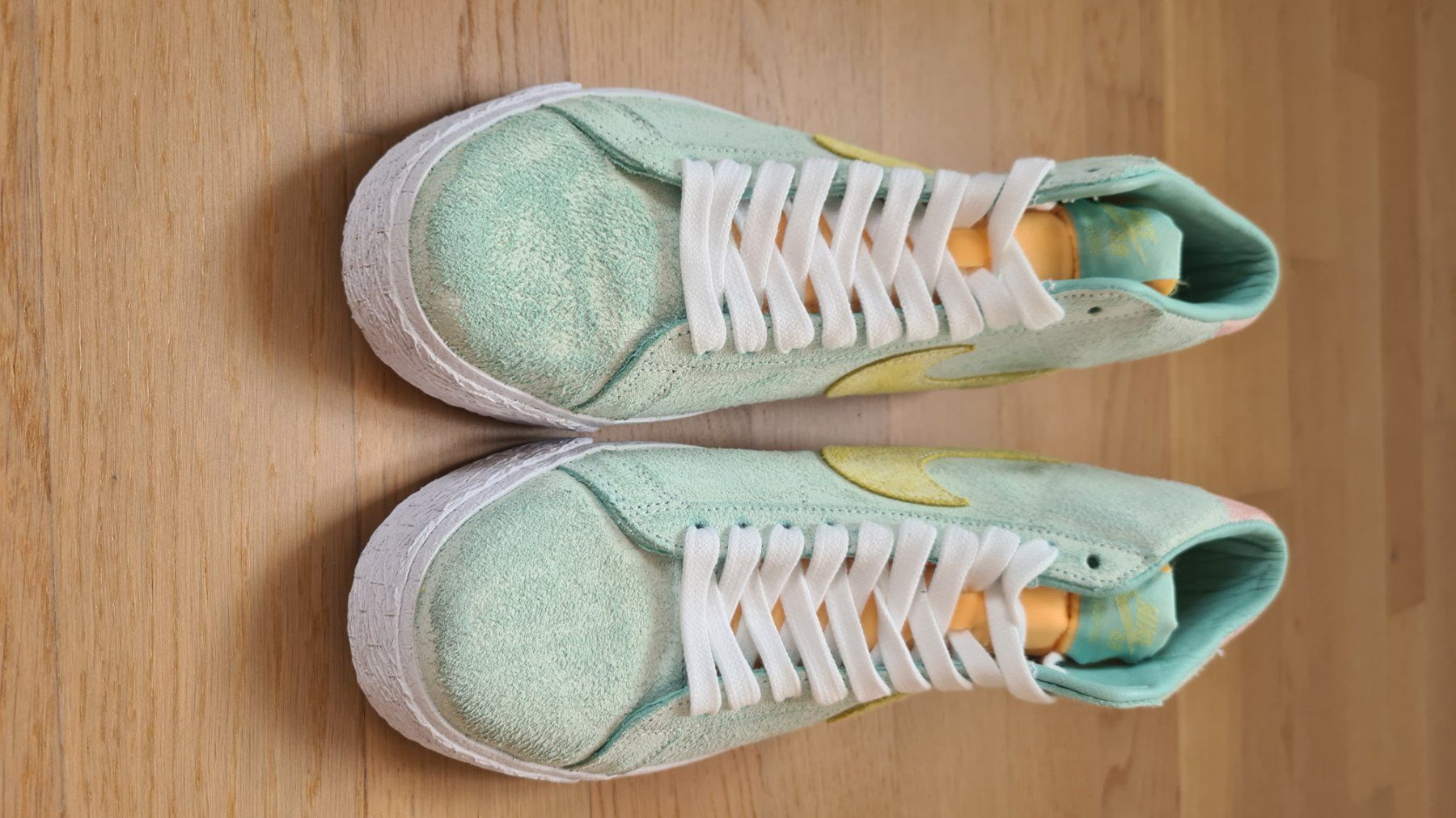 Nike Scarpe da uomo: Beautiful New Nike shoes – Nuovo (secondo la descrizione) da Embrach venduto da mba_ttk7 3