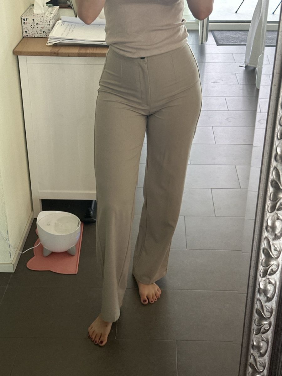 Pull&Bear Hosen: Hosen Pull & Bear Black Label beige Grösse M – Gebraucht aus Zug von a.marryl 2