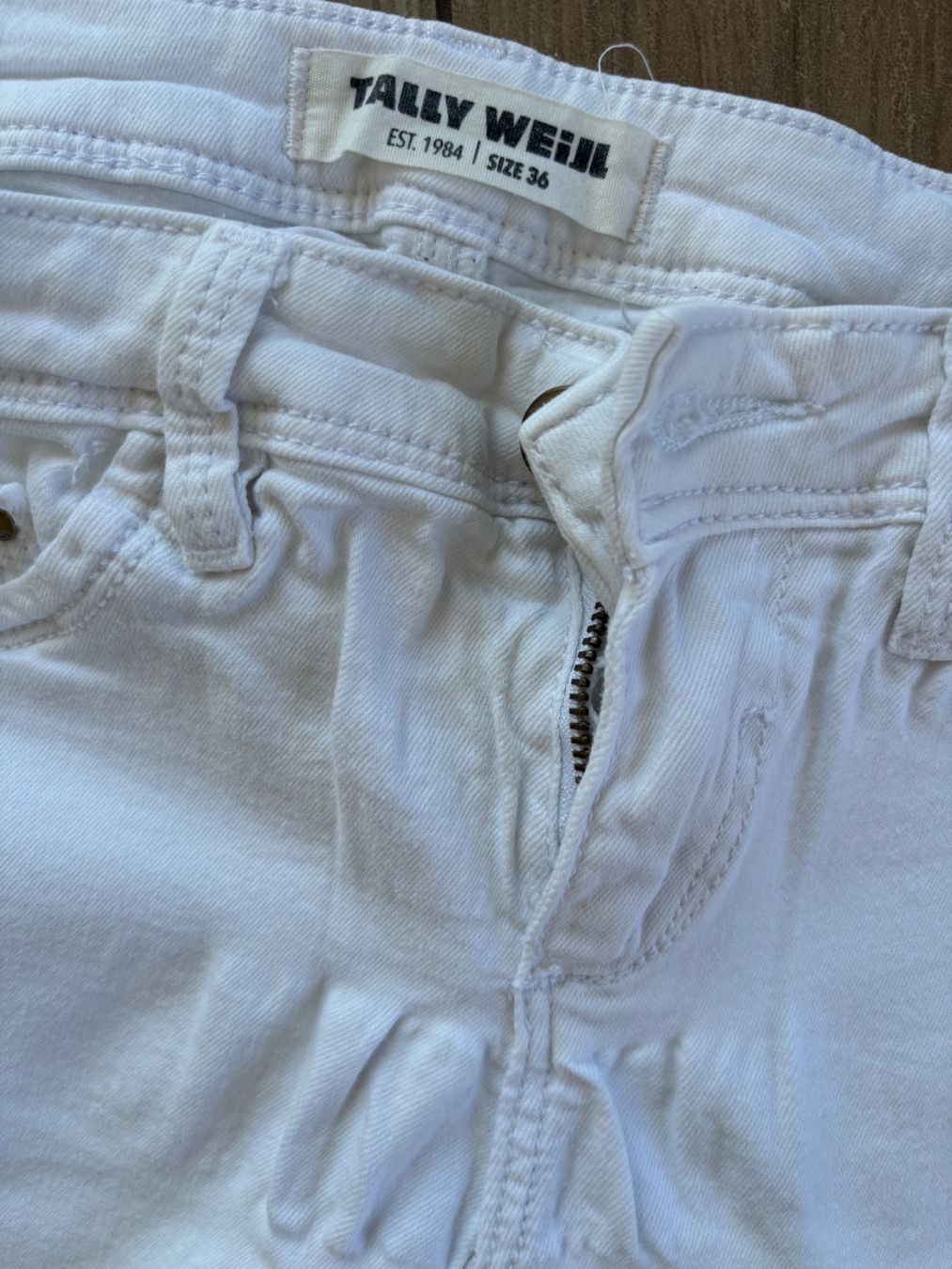 Tally Weijl Jeans: 36_Tally Weijl_denim – Usato da Versegeres venduto da kista 3
