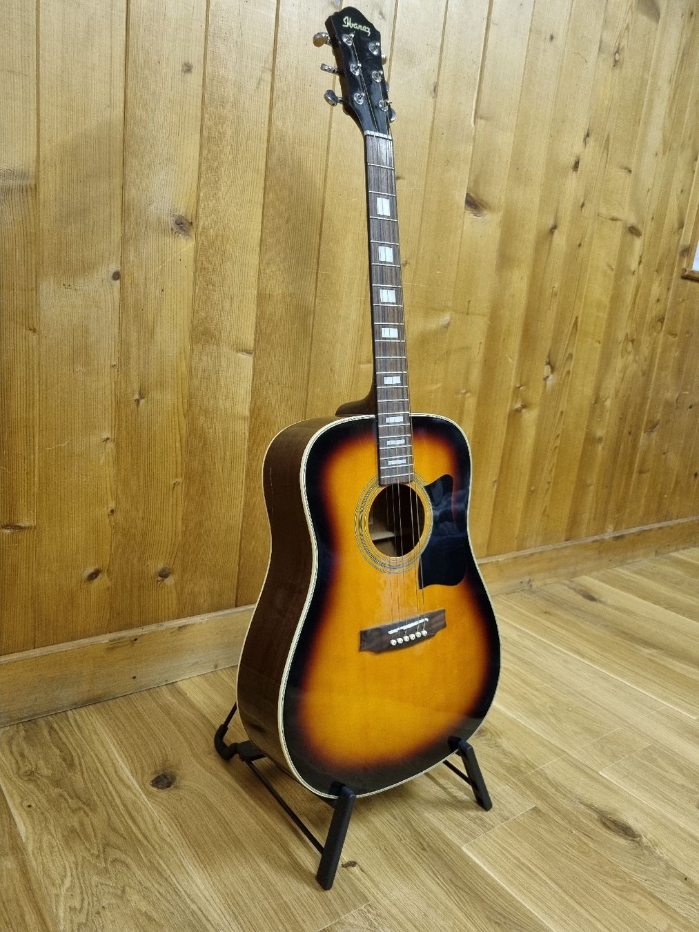 Ibanez Strumenti musicali: Ibanez V150VS acoustique - fabrication coréenne – Usato da Château-d'Oex venduto da mae_6pqm 1