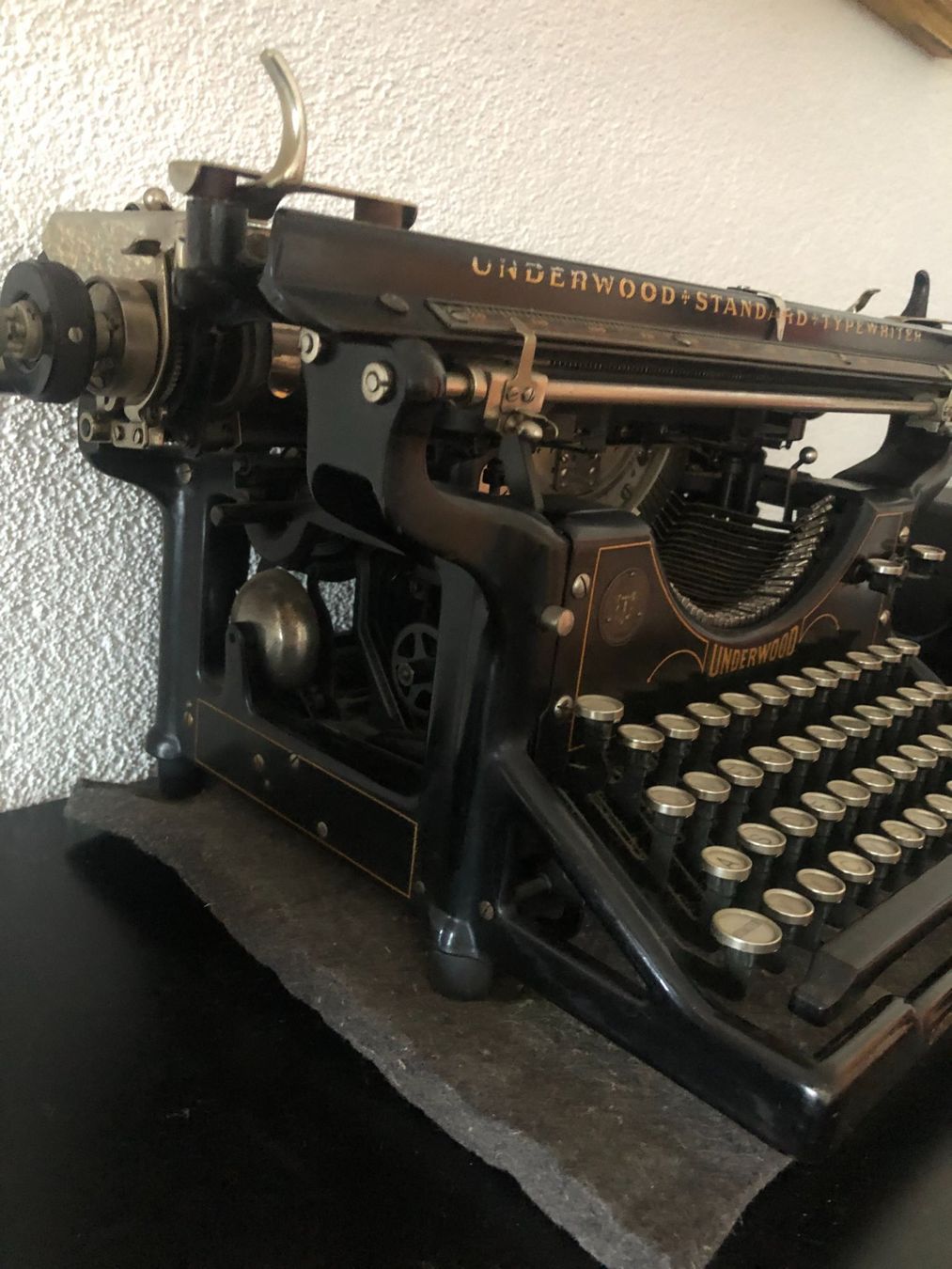 Underwood Schreibmaschinen: Antike Schreibmaschine UNDERWOOD – Gebraucht aus Bazenheid von Aebi55 4