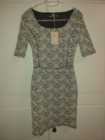 BERSHKA  Robe/Kleid    Taille/Grosse XS (S - EUR)  Neuve/Neu