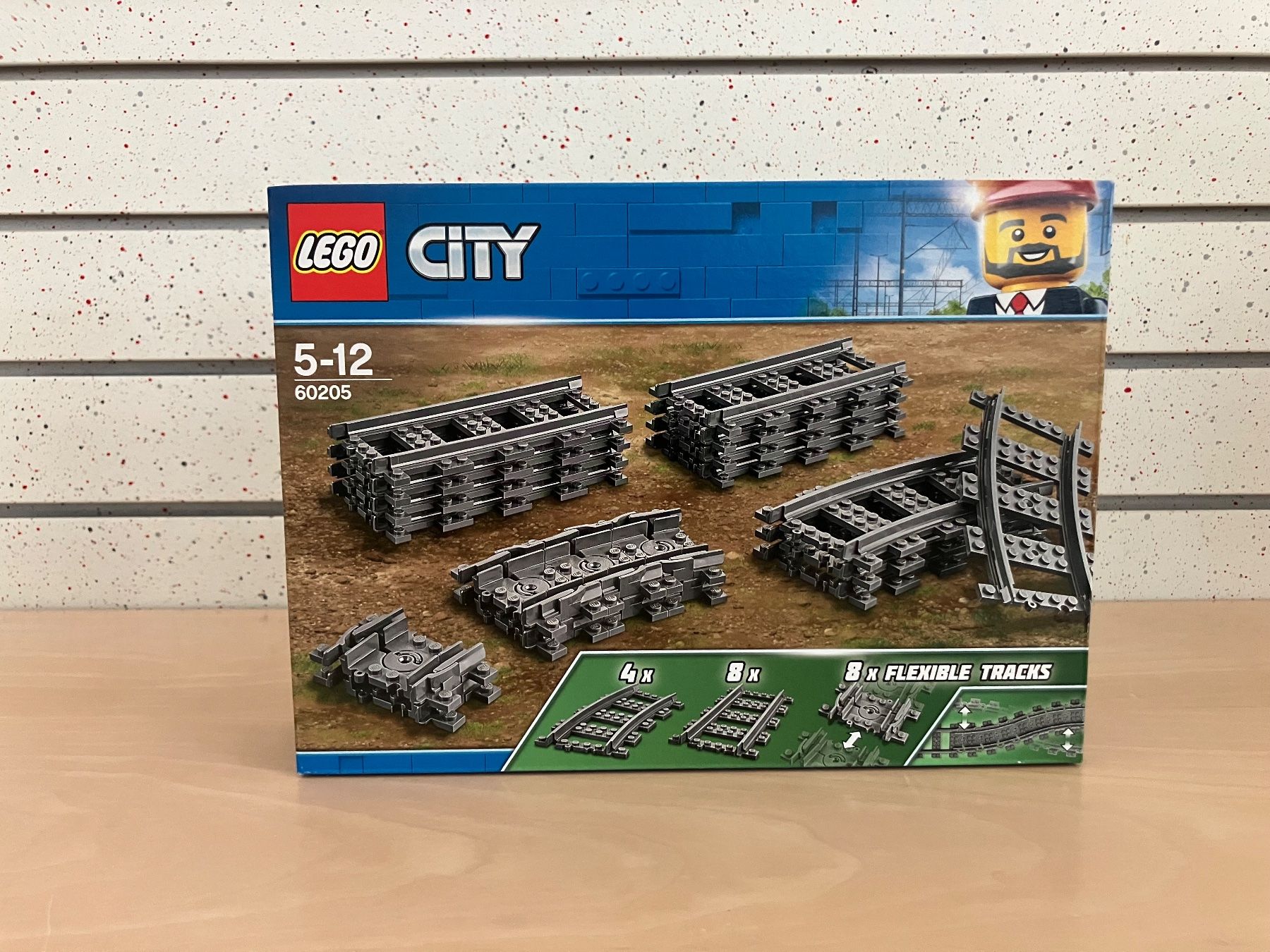 Lego Baukästen: LEGO 60205  City Schienen – Neu und originalverpackt aus Oberuzwil von