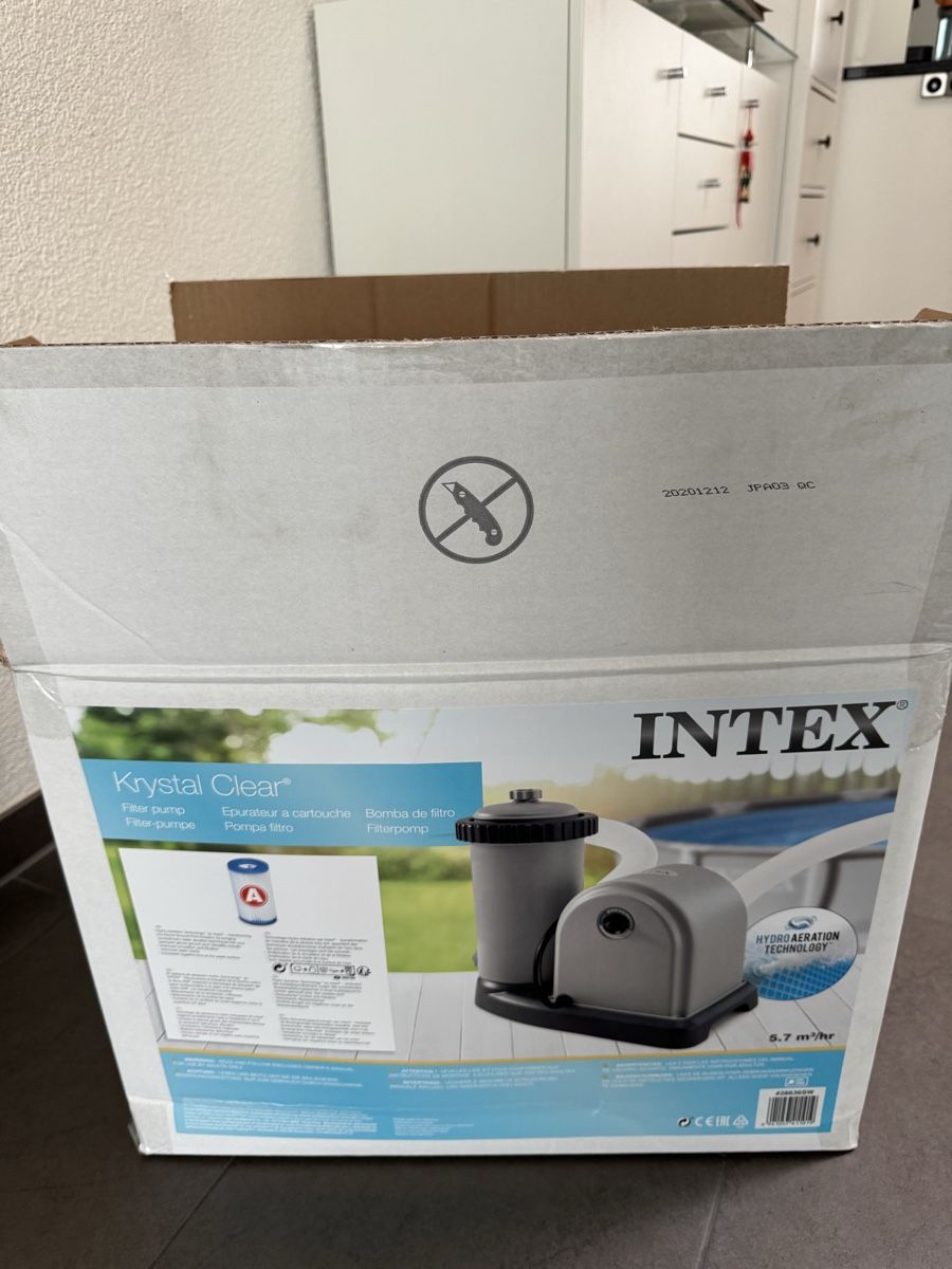 Intex Accessori per Piscine: Intex Kartuschenfilterpumpe Krystal Clear C1500 Poolfilter – Nuovo (secondo la descrizione) da Solothurn venduto da Mr.Pan 1