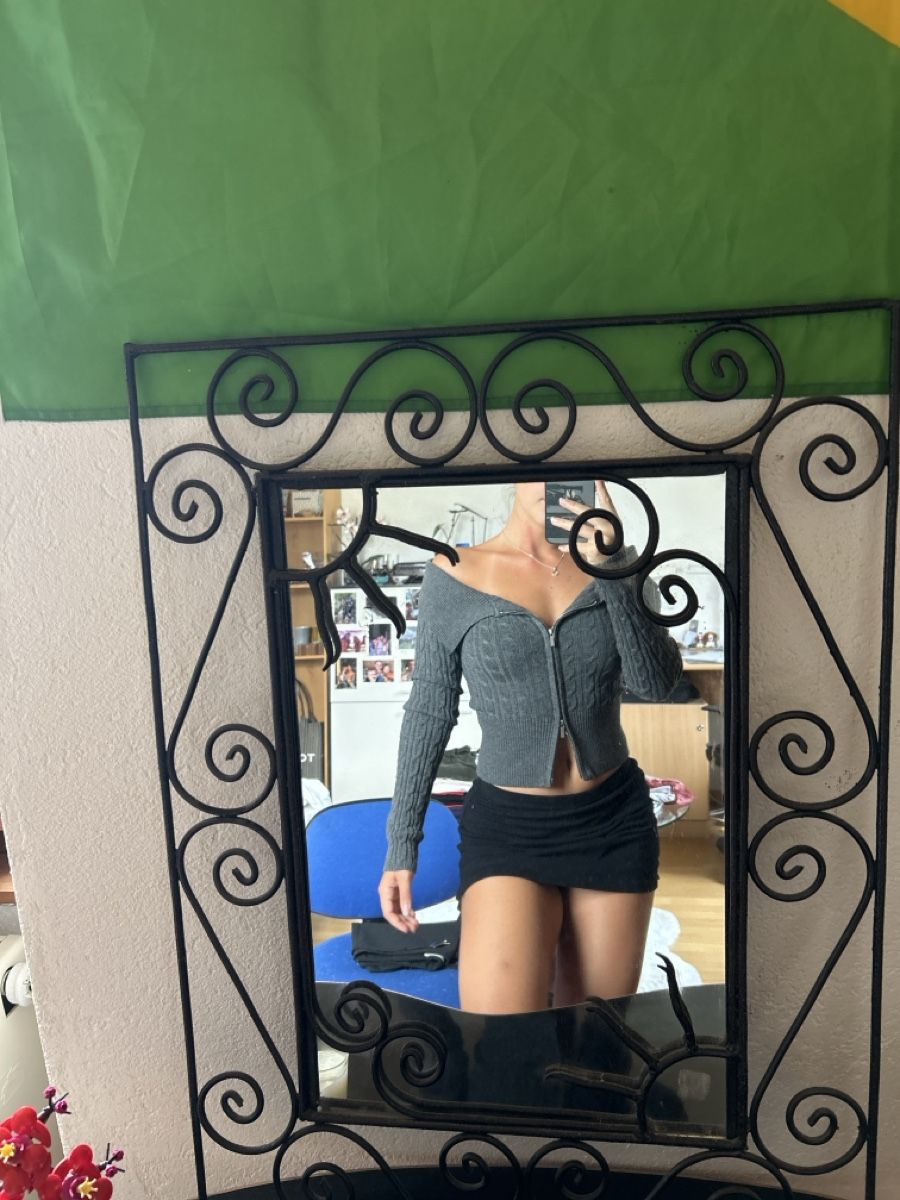 Bershka Maglioni & Felpe: Pull avec fermeture réglable bershka taille XS – Nuovo (secondo la descrizione) da Travers venduto da mor_m8qm