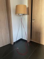 Stehlampe Tripod Chrom Beige guter Zustand 140cm