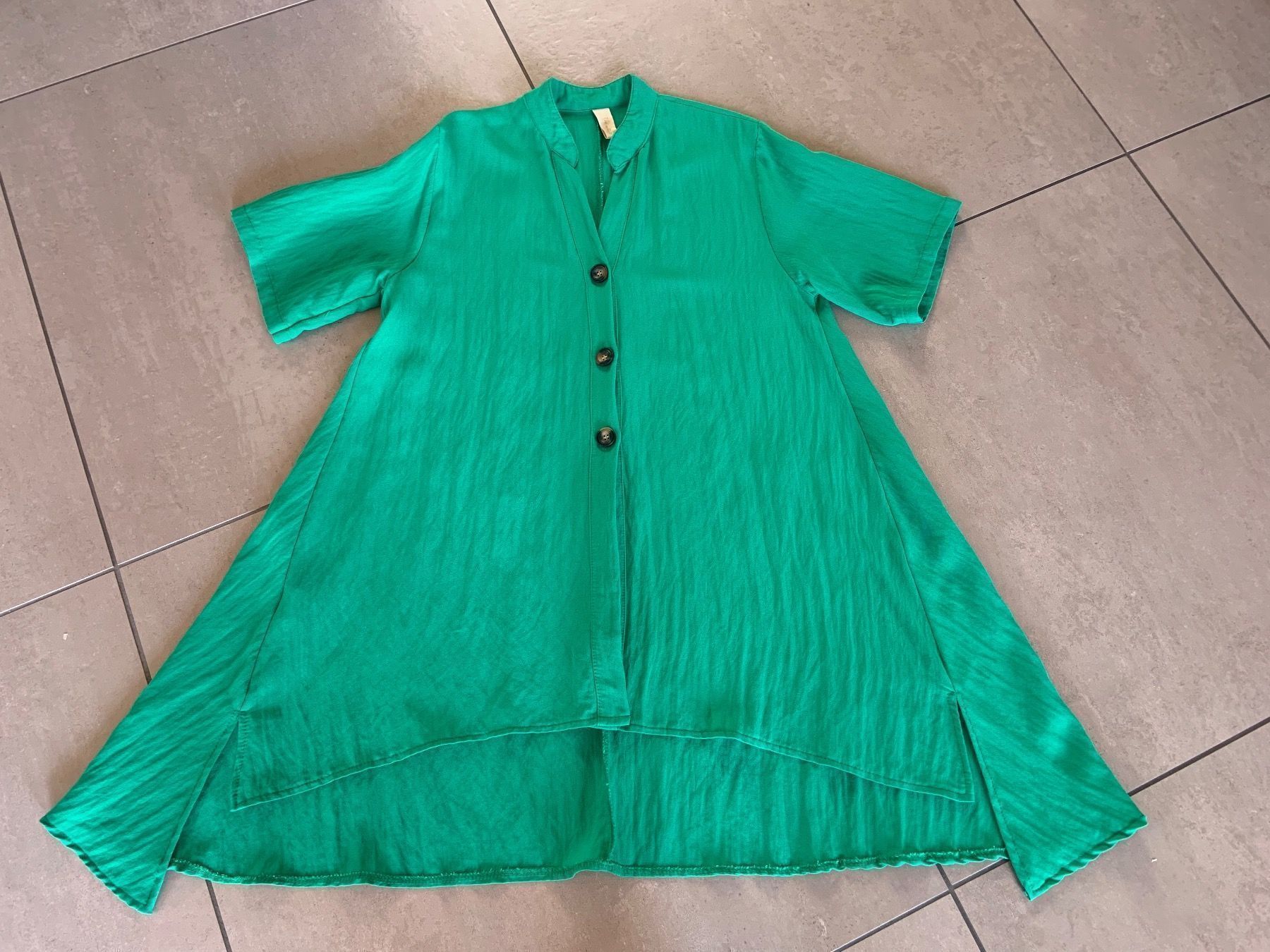 Autres vêtements hommes: Tunika – Neuf (Voir description) à Sigriswil par ck56 3