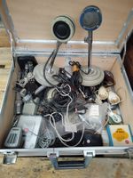 Mikrofon,  ein Koffer voller Mikrofone, alt sehr alt, antik
