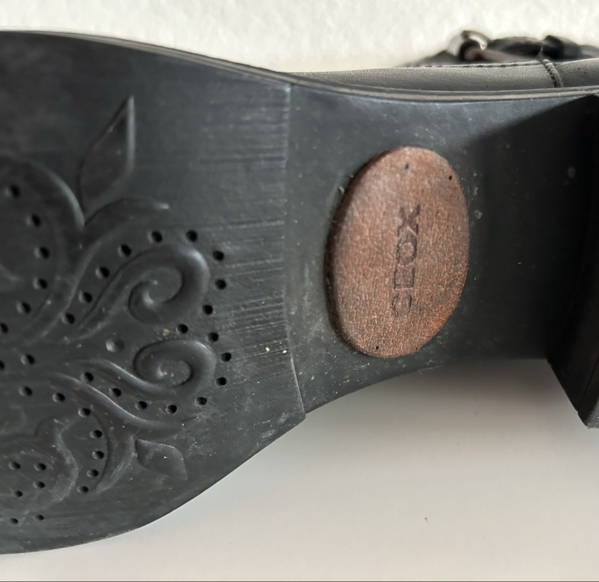 Geox Damenschuhe: Schwarze Geox Stiefeletten Grösse 37 – Neu (gemäss Beschreibung) aus Steffisburg von Maratsch 2