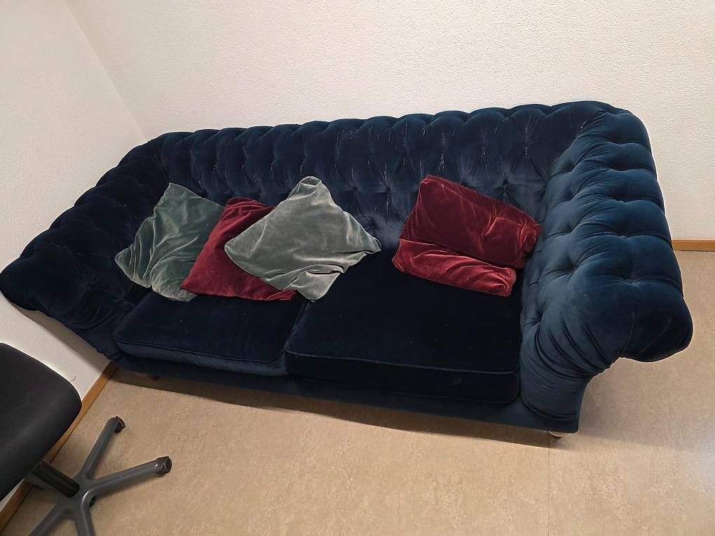 Sofas: GRATIS EIN 2 SOFA ZUM ABHOLEN  – Gebraucht aus Neuenkirch von Brina1993