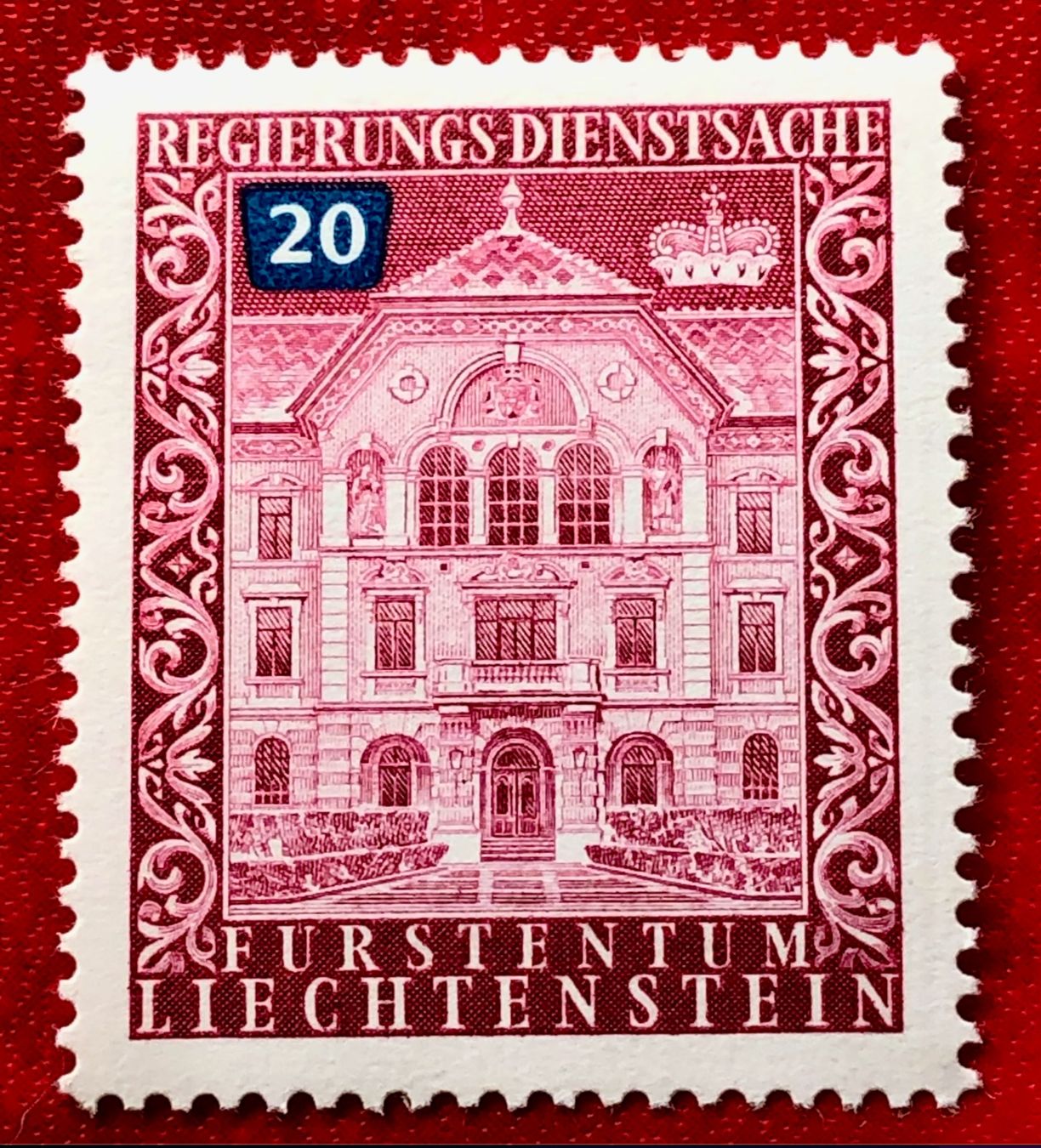 Tutti i francobolli: Briefmarken aus Liechtenstein  Ungestempelt  – Usato da Aarau venduto da Angi-007