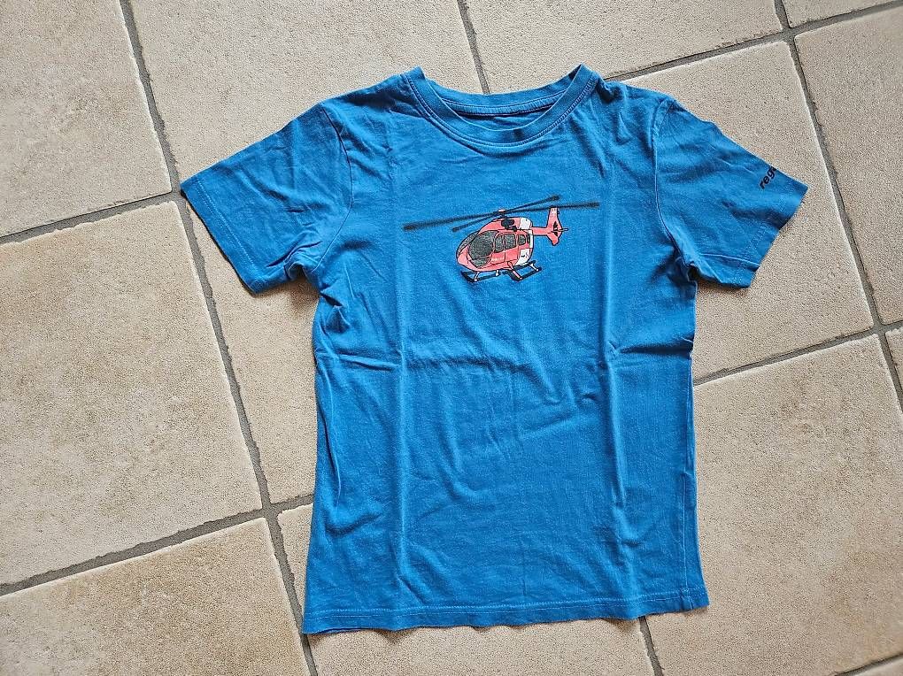 Hemden, T-Shirts & Polos: T-shirt divers / 134 140 – Gebraucht aus Juriens von Twist03