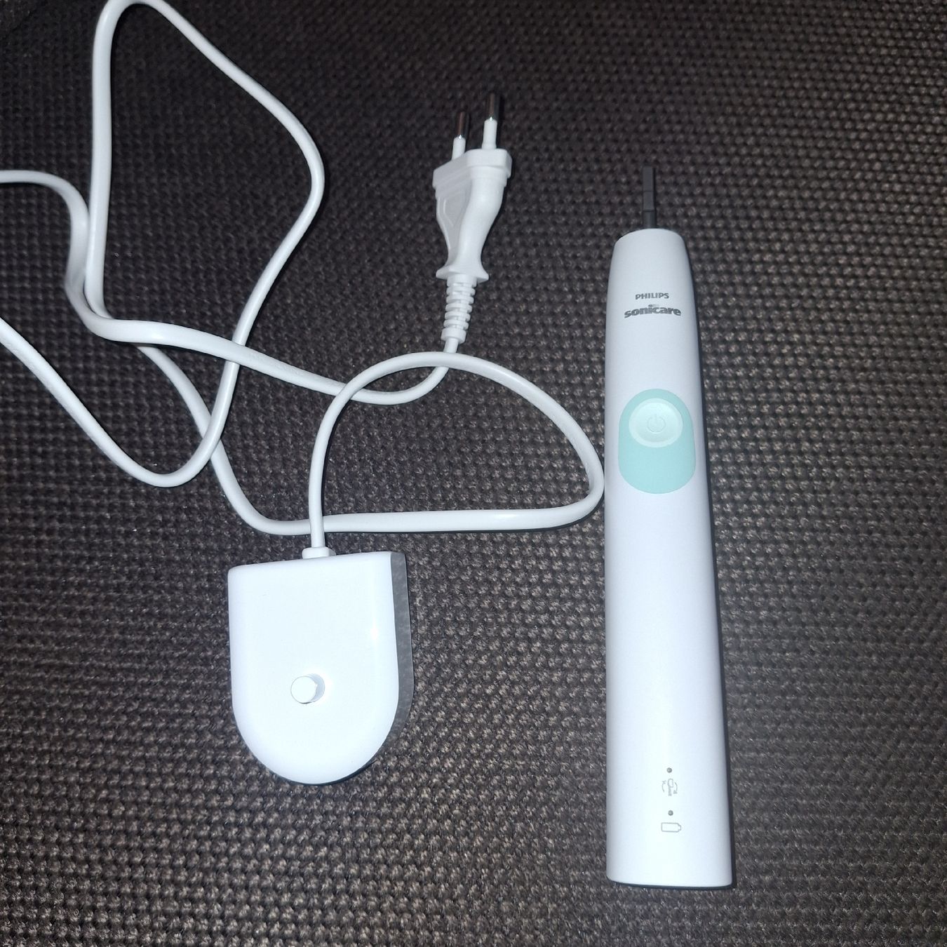 Philips Sonicare Zahnpflege: Philips sonicare – Neu (gemäss Beschreibung) aus Samstagern von Helennn