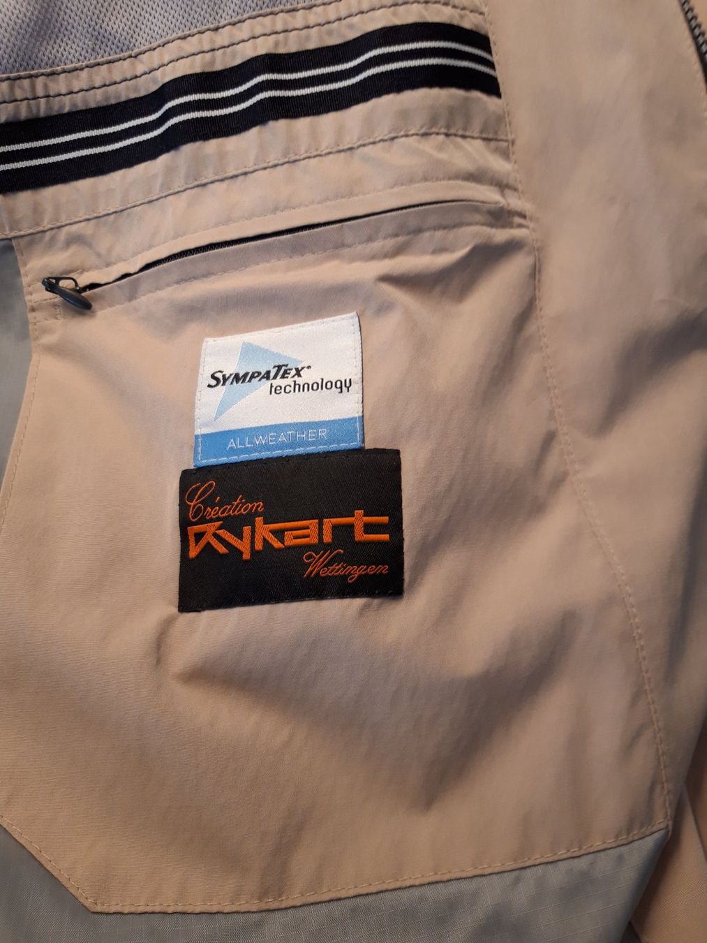 Trek Giacche: Freizeitjacke – Usato da Tegerfelden venduto da lounge13 5