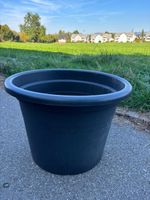 Grosser Pflanzentopf schwarz Kunststoff guter Zustand