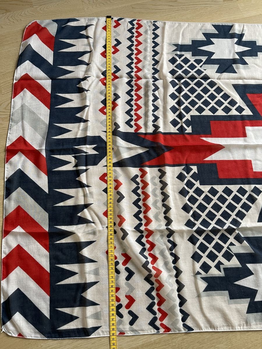 Foulard & Sciarpe: Scarf 180x90 – Usato da Zürich venduto da AnaMK 2