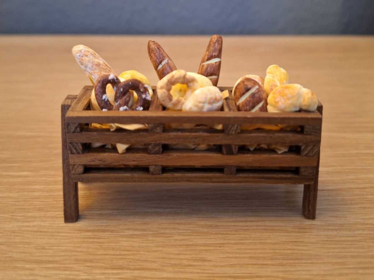 Case e mobili per bambole: Handmade Brot Gestell – Nuovo (secondo la descrizione) da Zürich venduto da HandmadeTinyFood 8
