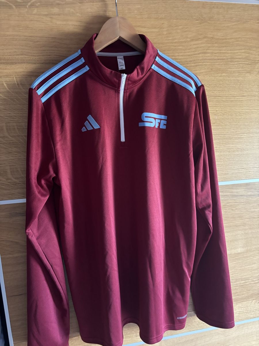 Canottiere & Pantaloni: Veste de training Servette fc  – Nuovo (secondo la descrizione) da Genolier venduto da Arnaud-1196