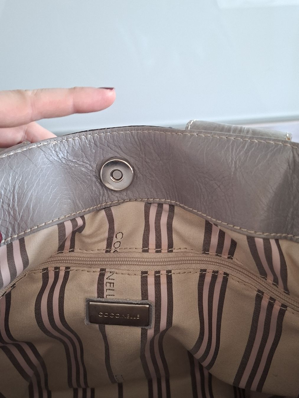 Coccinelle Borse da donna: Coccinelle Handtasche – Usato da Zürich venduto da evelaboum 2