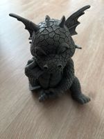 Drachenfigur, cooler Blickfang für Haus oder Garten.