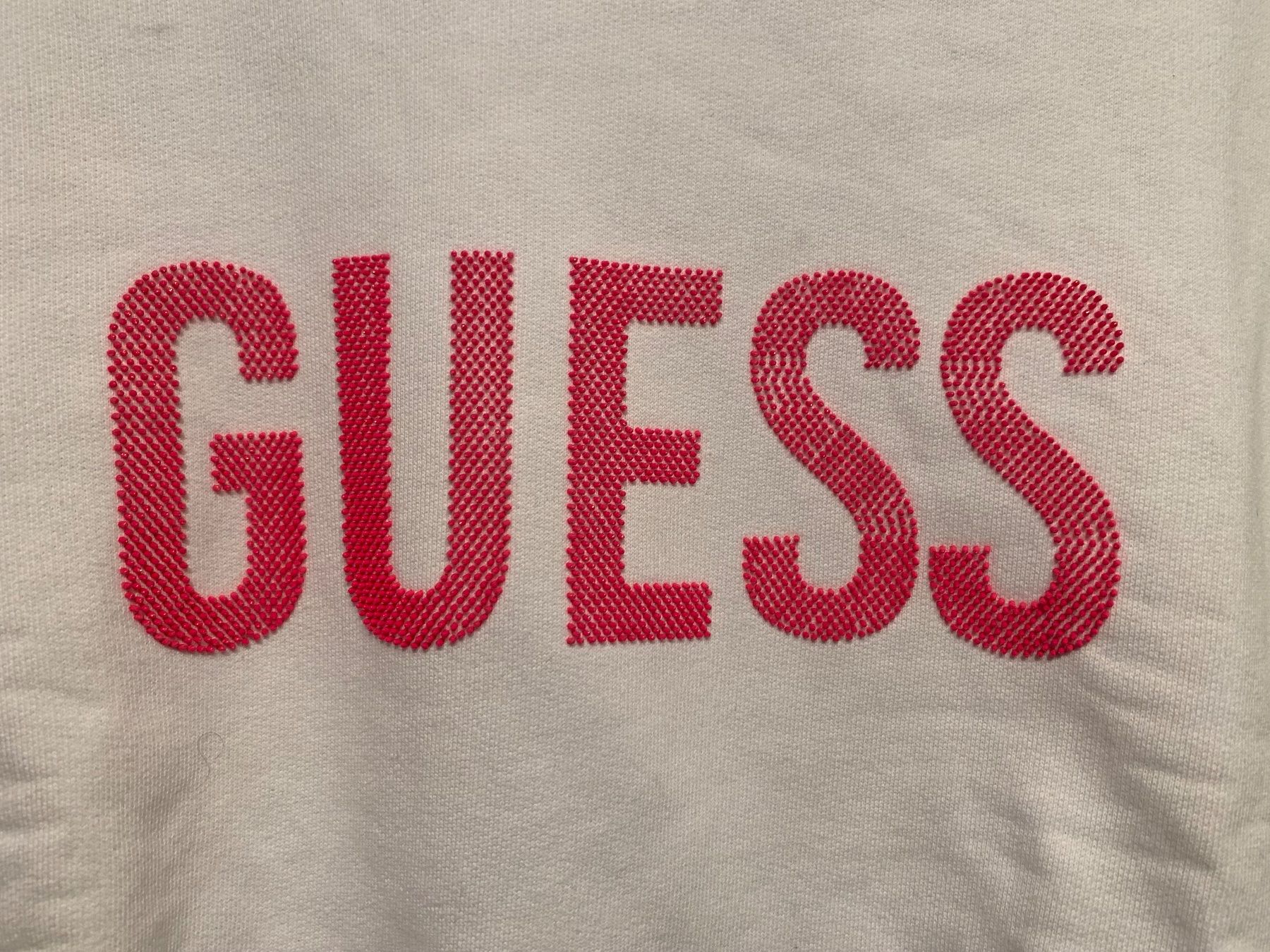 Guess Pullover & Sweatshirts: Damen Kurzpulli weiss GUESS, Grösse S – Gebraucht aus Rosshäusern von MiJoDoOl 2