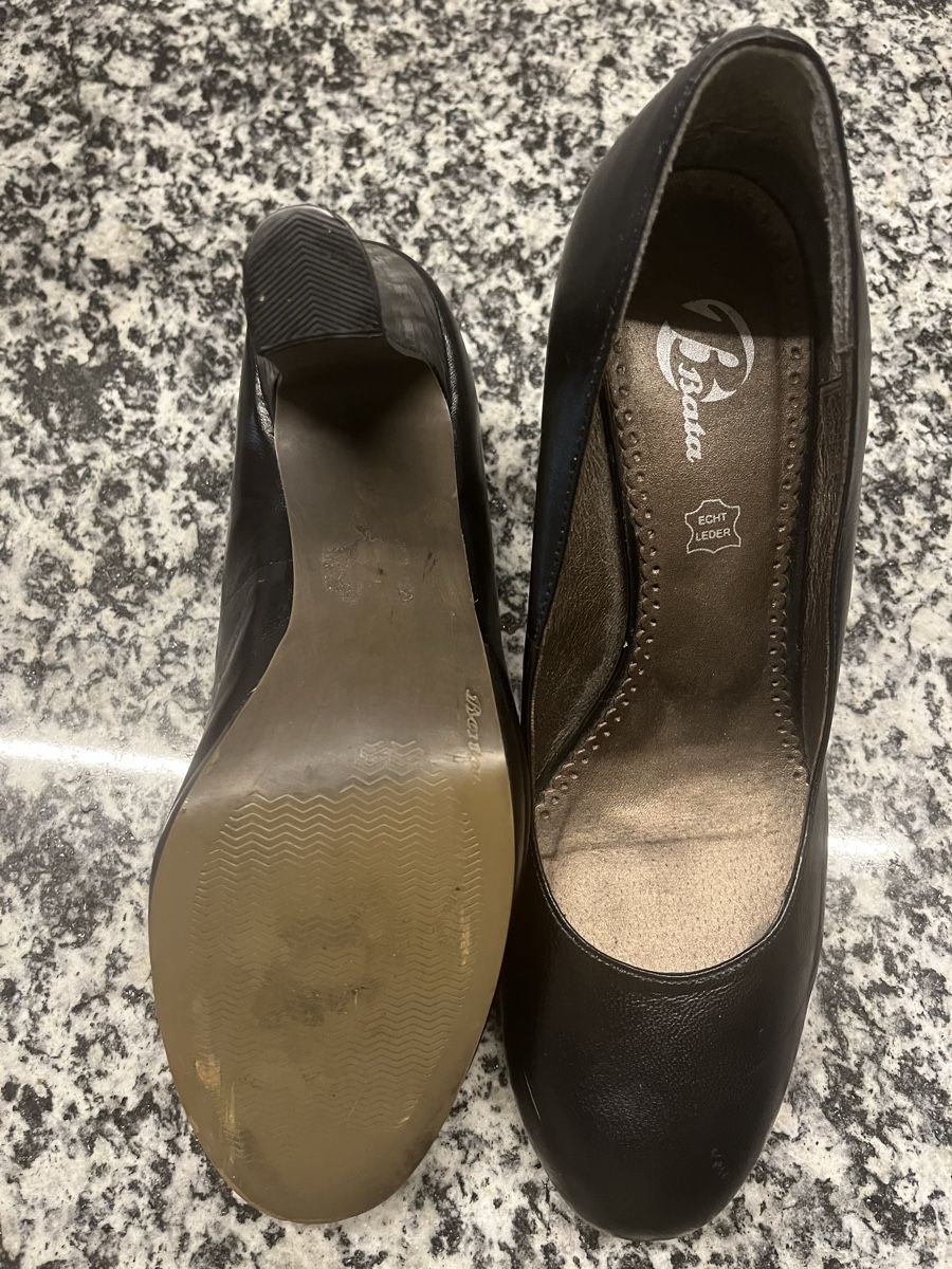 Damenschuhe: Bata Pums hoch Gr. 41 – Gebraucht aus Parpan von SonneMondSternen 1