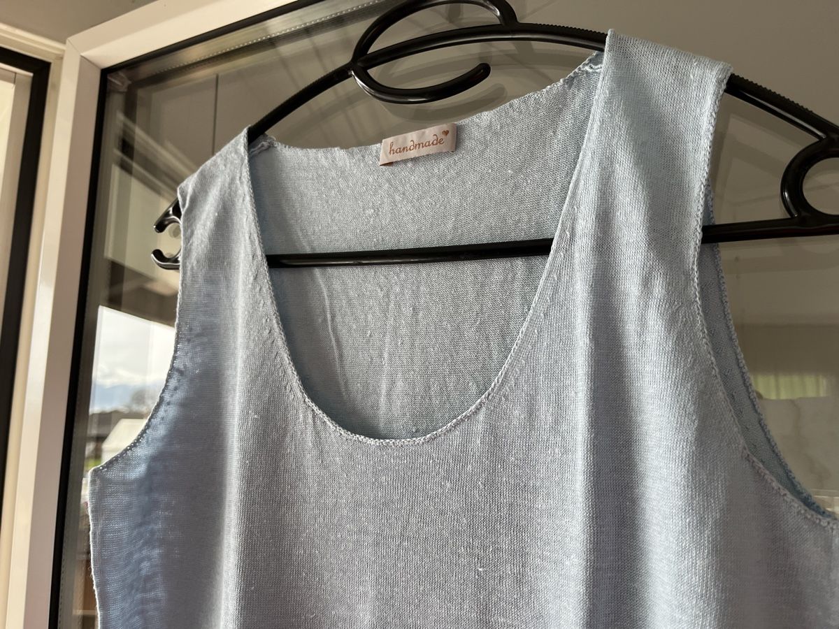 Top: Handmade Leinen Top hellblau – Nuovo (secondo la descrizione) da Kerns venduto da osco01
