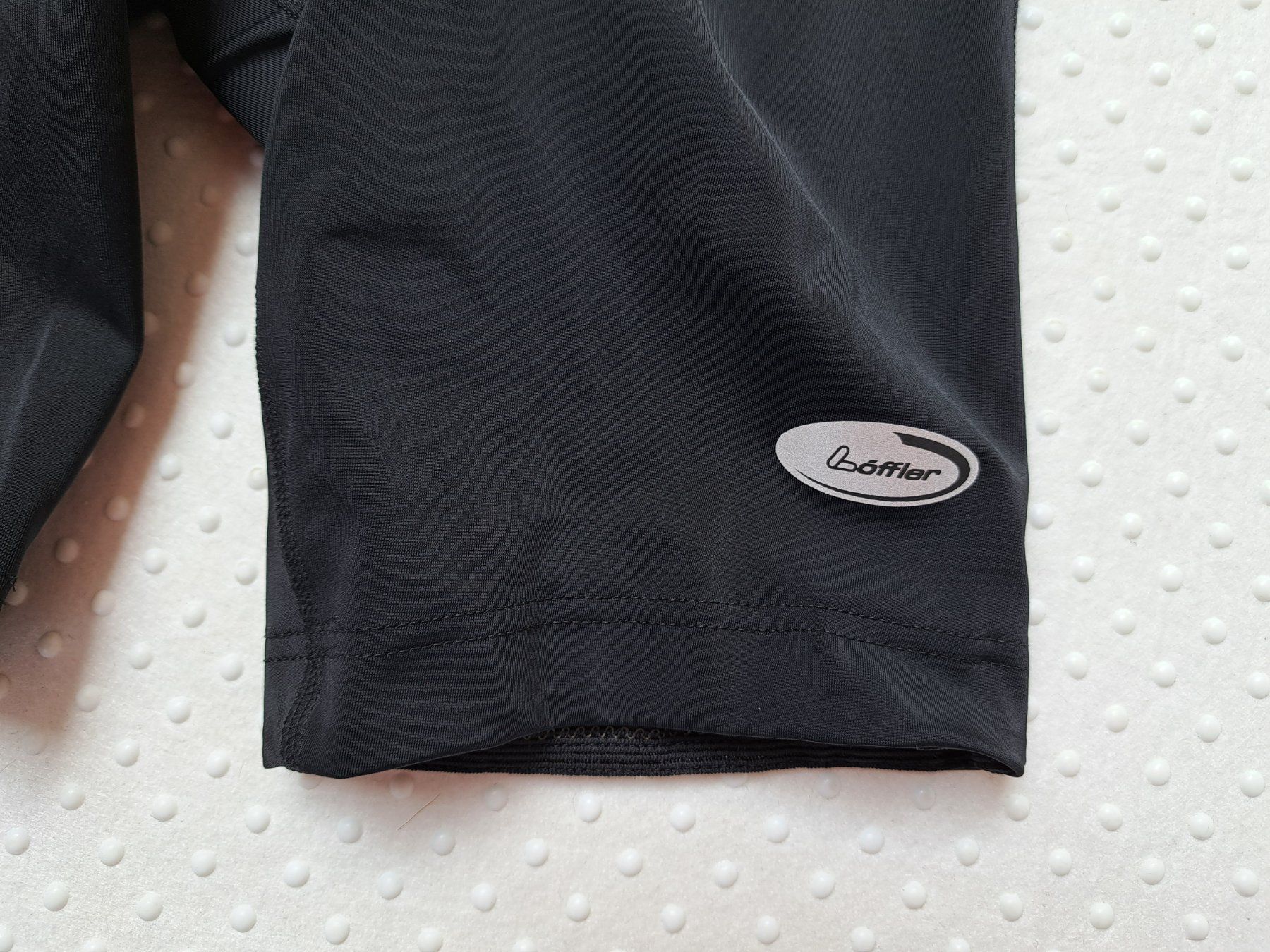 Löffler Pantaloni: Löffler Radhose gepolstert, Grösse 176 – Nuovo (secondo la descrizione) da Gysenstein venduto da joshuas81 1