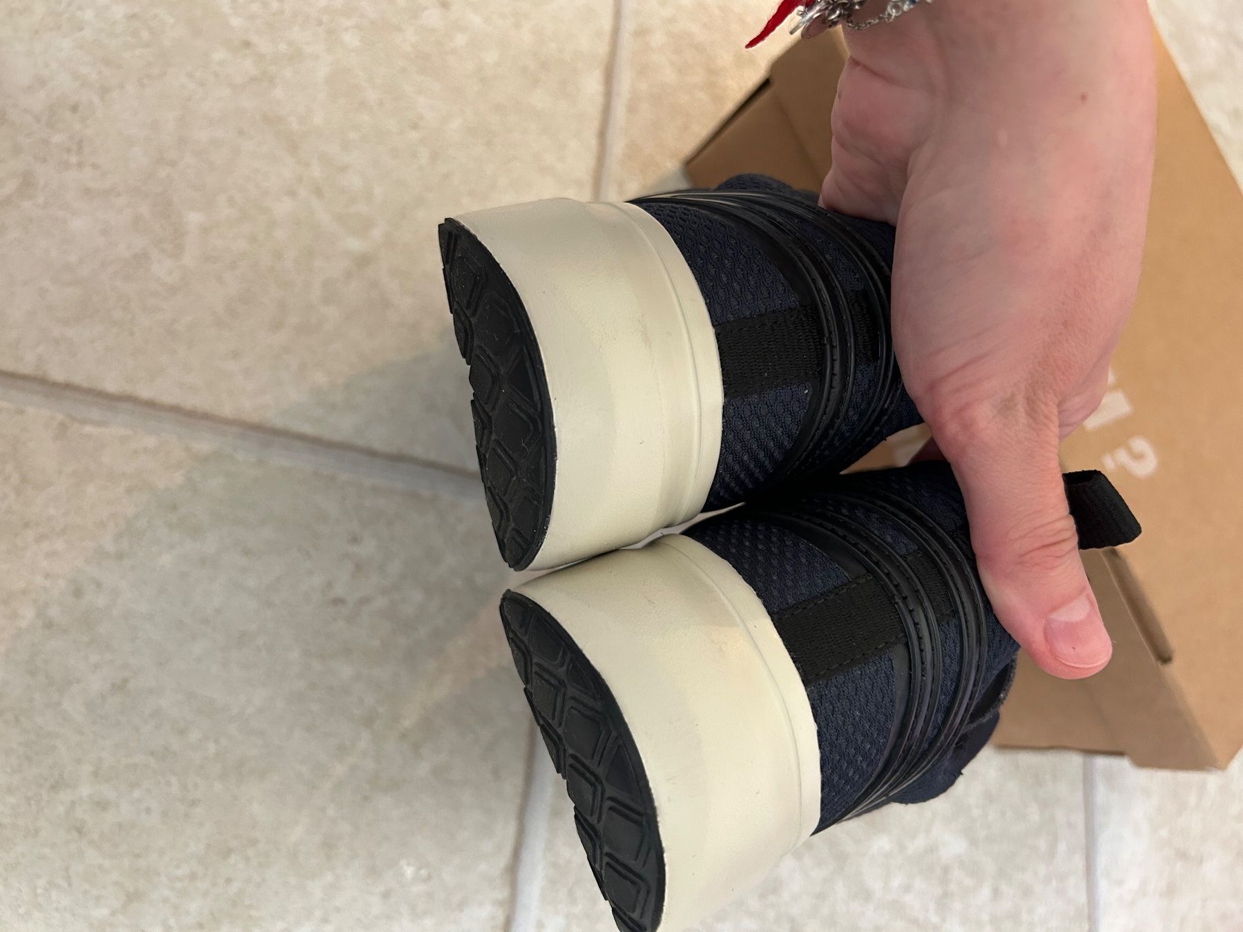 Veja Scarpe da donna: Baskets pour courir Veja 39 comme neuf – Usato da Courroux venduto da Yermakova 3