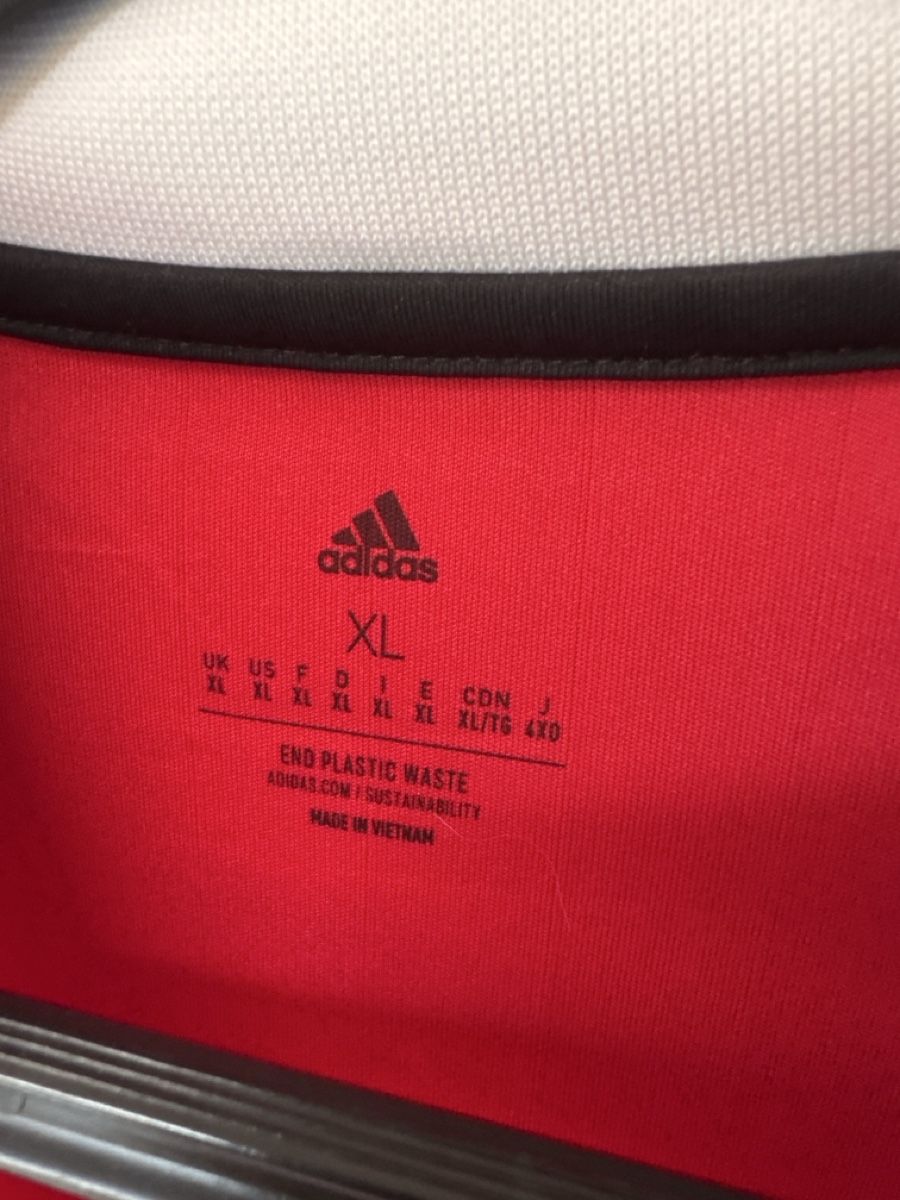 Canottiere & Pantaloni: Man United Trikot – Nuovo (secondo la descrizione) da Gebenstorf venduto da Retroshirt 1