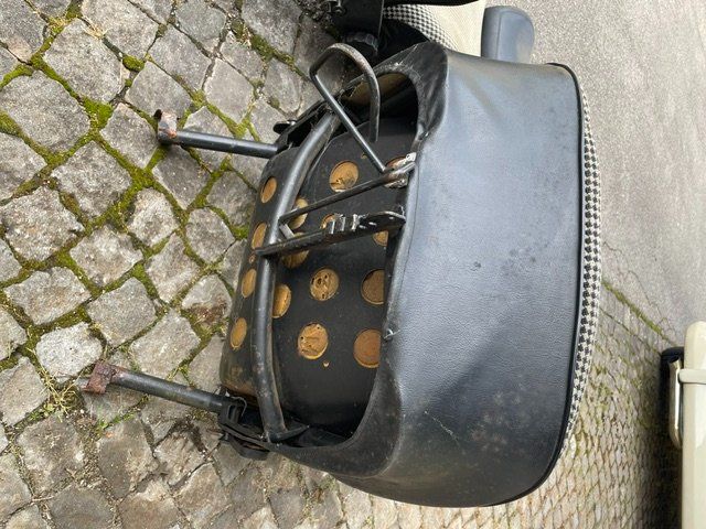 Volkswagen Tutti pezzi di ricambio auto: VW Käfer 1200 Sitzgarnitur 3 Bein befestigung – Difettoso da Grenchen venduto da Woernerauto 5