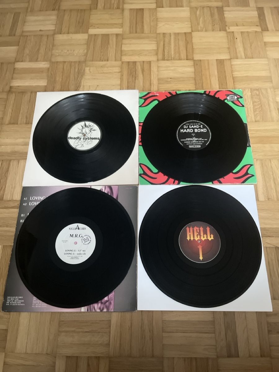 Dischi in vinile: 10(11)er Hardcore / Gabber Vinyl-Set – Usato da Wangen b. Olten venduto da break72 4