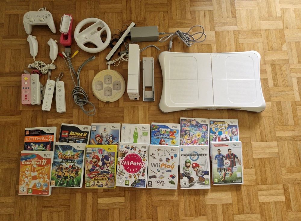 WiiKonsole mit diversem Zubehör und 14 Spielen Kaufen auf Ricardo