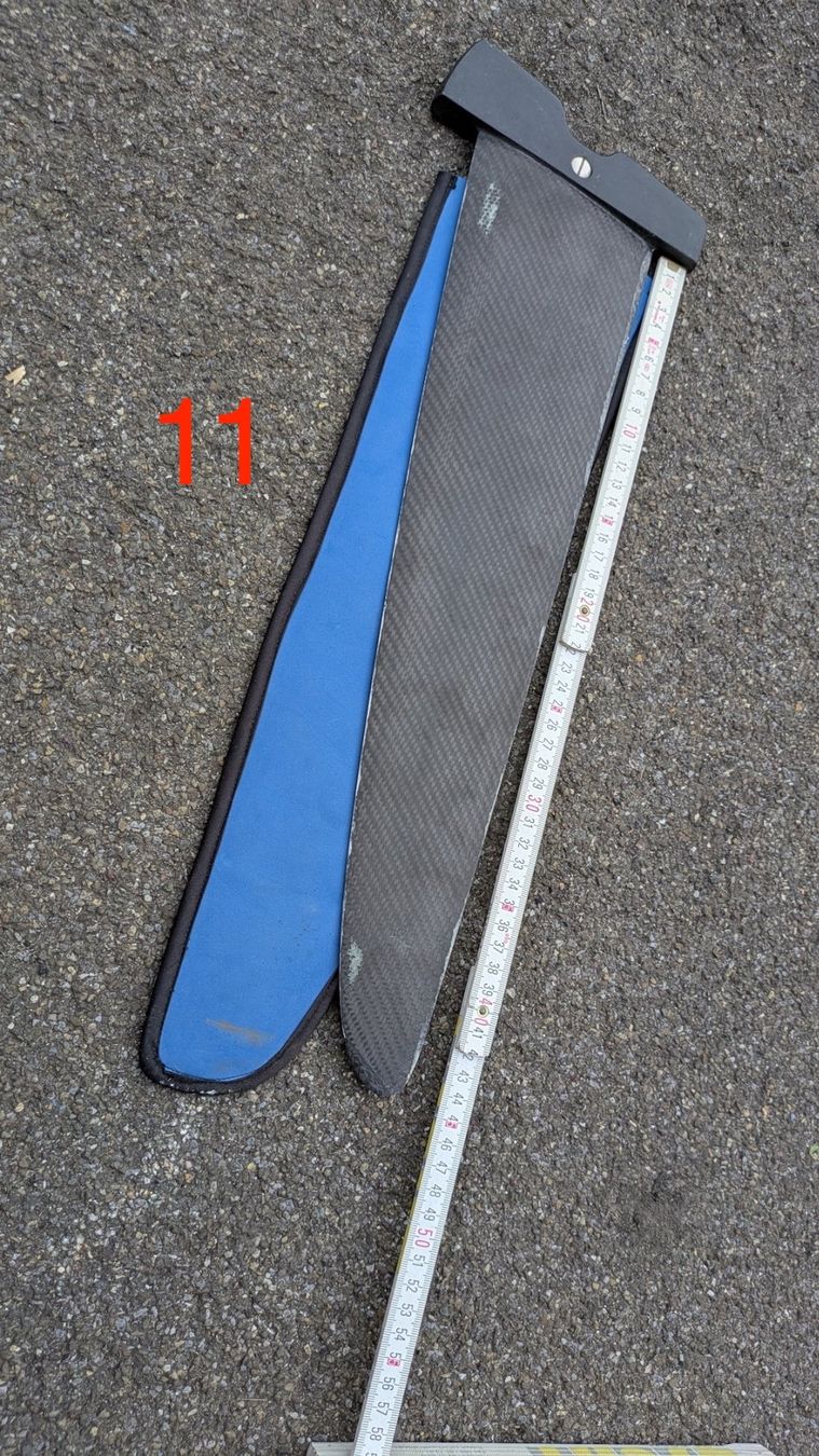 Tavole da surf e di nuoto: Windsurf Powerbox Karbon Finne – Usato da Birmensdorf ZH venduto da extrachrome 1