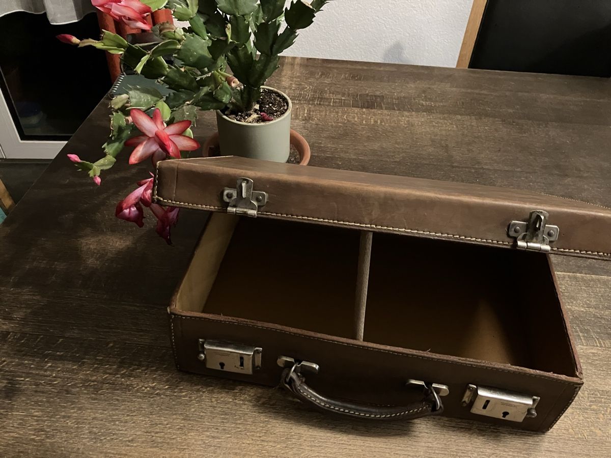 Koffer & Taschen: Köfferchen – Gebraucht aus Zürich von ylluw50 3