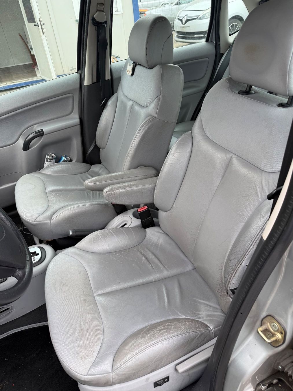 Citroën Automobili: CITROEN C3 1.4i SX Automatic – Usato da Siblingen venduto da Zaidan.Auto_Ankauf 6