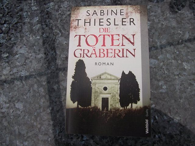 Die Totengräberin von Sabine Thiesler | Kaufen auf Ricardo