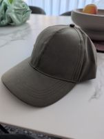 Damen Cap in Olivgrün schlichtes Design Neuwertig