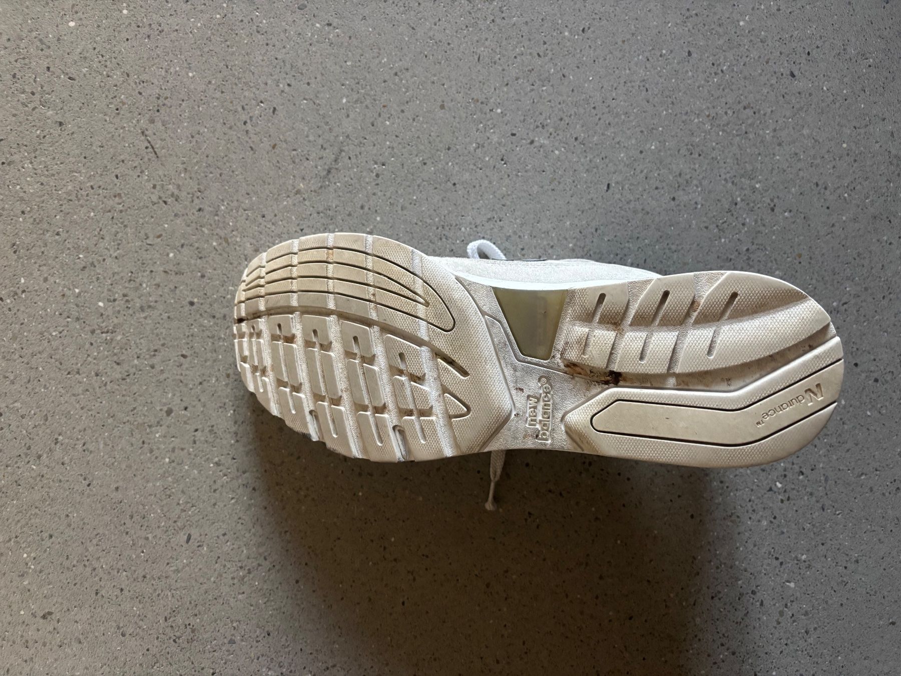 New Balance Scarpe da uomo: New Balance 992 Nimbus Cloud White – Nuovo (secondo la descrizione) da Schlieren venduto da lau_jvz6 5