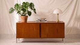 Vintage Mid-Century Modern Sideboard – Holz & Chrome