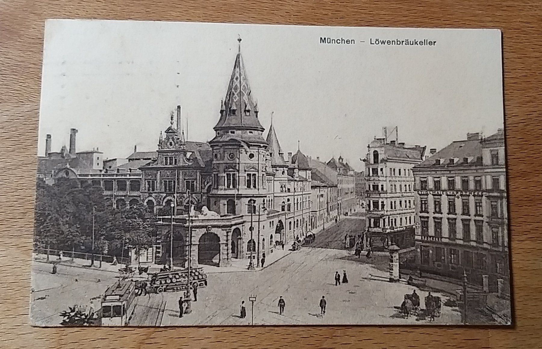 Cartoline postali: München Löwenbräukeller mit Keller Stempel – Usato da Unterägeri venduto da PhilatelieStudiger