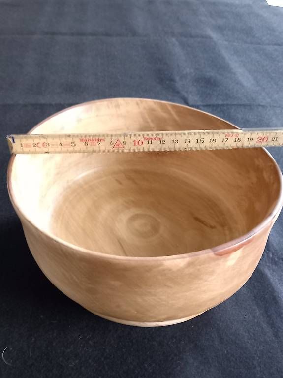 Ciotole: Holzschale, helles Holz, Handarbeit, Durchmesser 20 cm – Usato da Wynigen venduto da haexji01 1