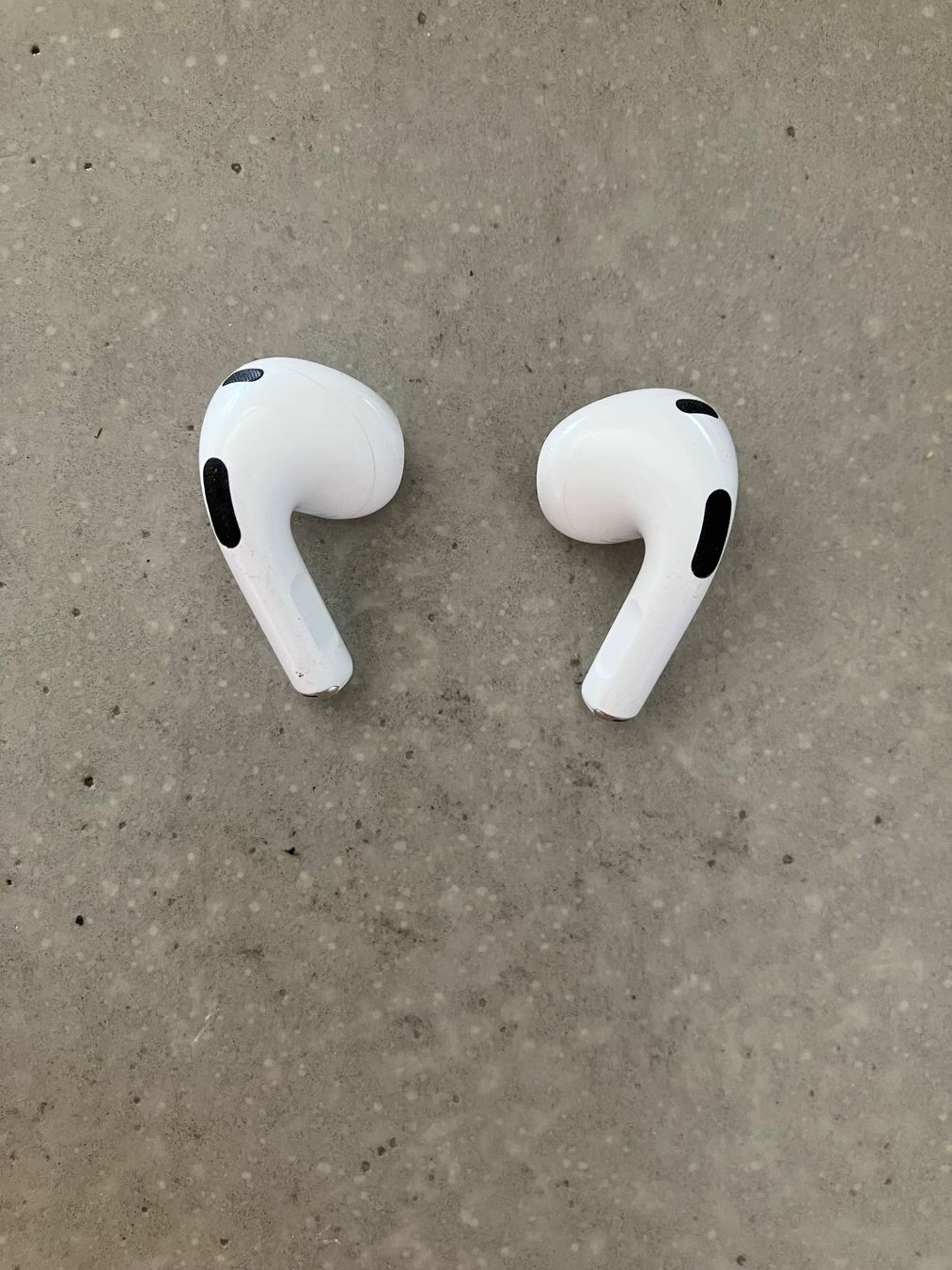Apple Casques audio: Apple AirPods 3 – D'occasion à Lausanne par mr.v 7