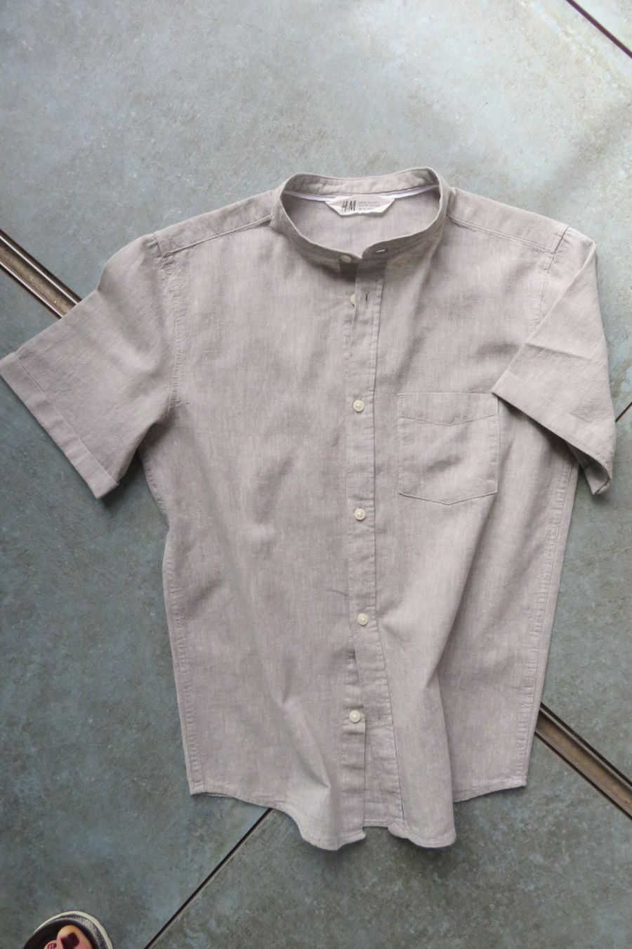 H&M Camicie, T-shirt & Polo: Kurzarmhemd H&M Grösse 152 – Nuovo (secondo la descrizione) da Wil ZH venduto da Tamagy