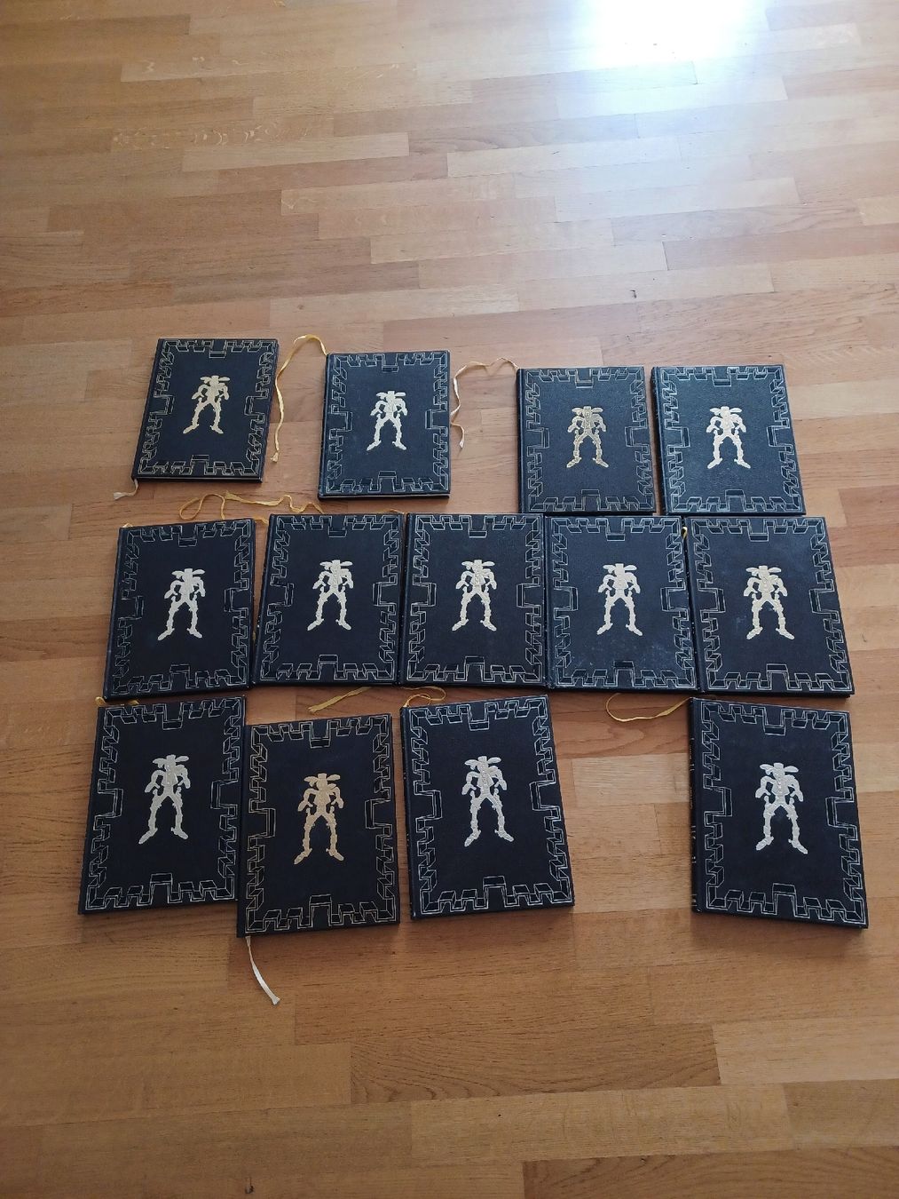 Libri: Original Kunsthefte Set mit Speziellen Motiven, Top! – Nuovo (secondo la descrizione) da Neftenbach venduto da and_76wb 1